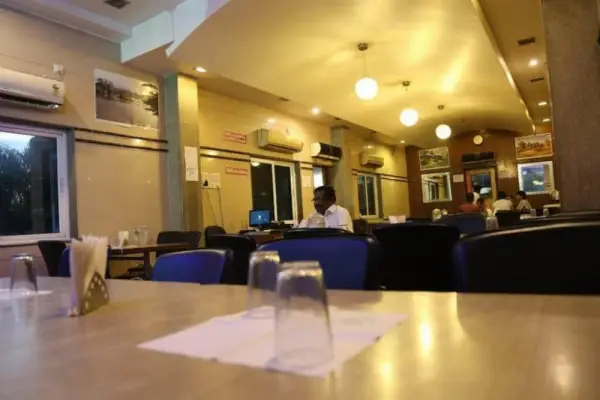 Hotel Udhayam International 8